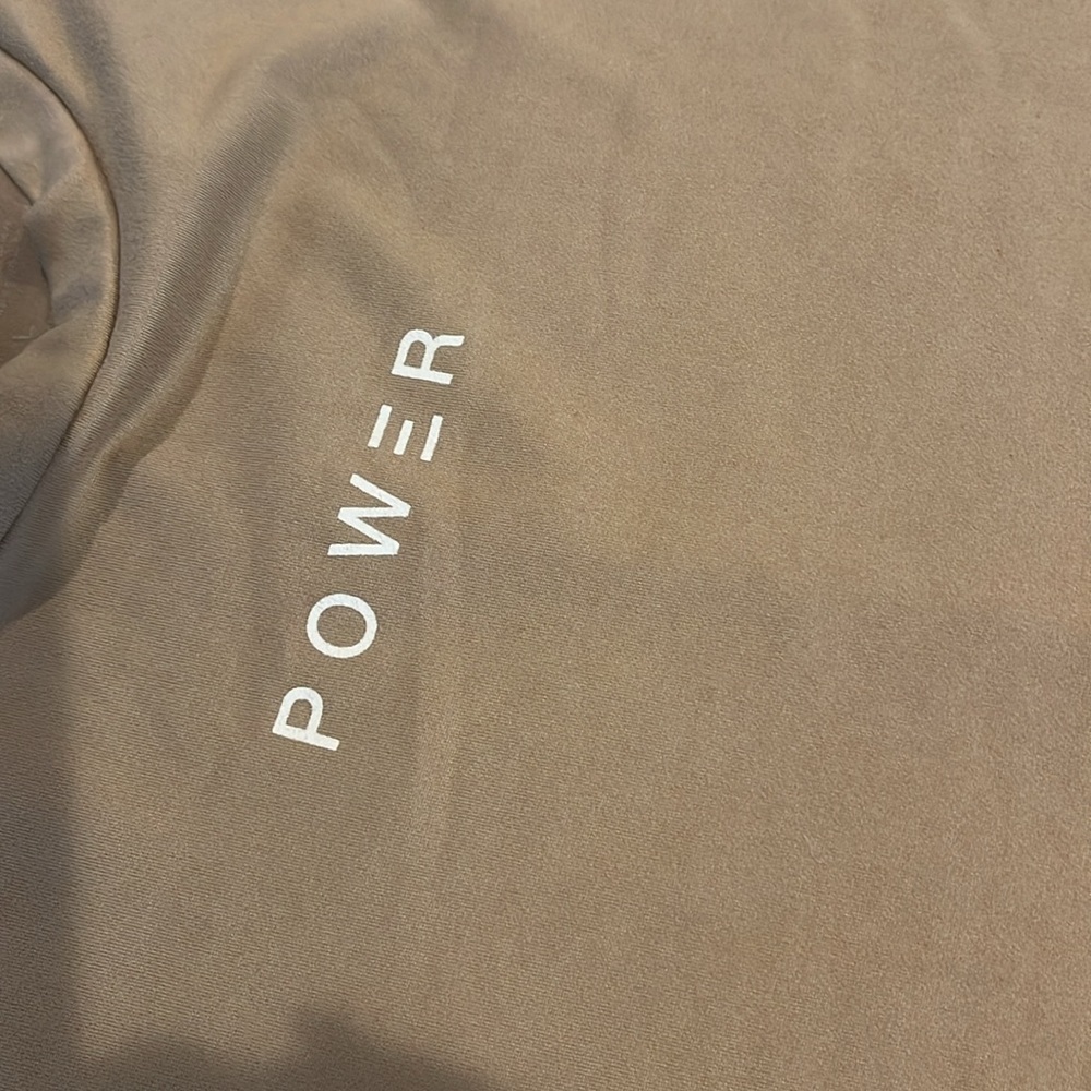 Yoga/workout shirt - Picture 3 of 6